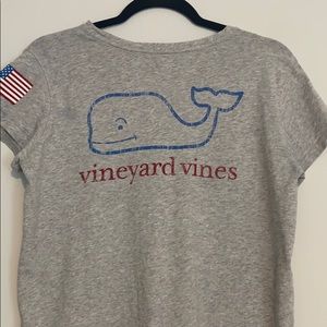 Vineyard vines T-shirt